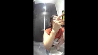 15392982 [6 people in total] New station toilet with many beautiful women 5 steps, Voyeur Collection, PissRIP