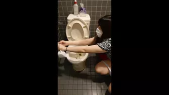 TWTP_1, Voyeur Collection, PissRIP