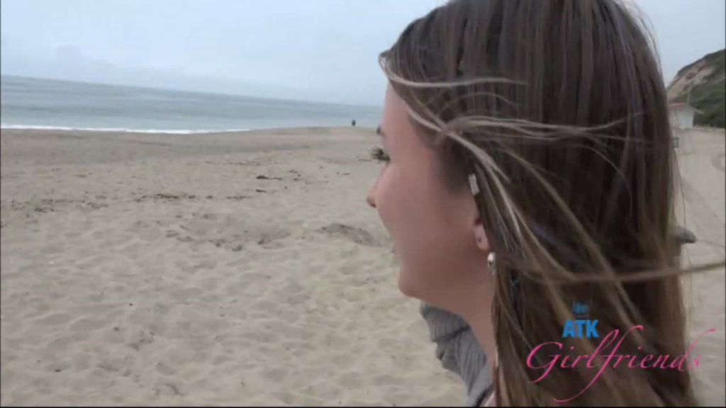 Macy Meadows - Virtual Date Malibu 1/2