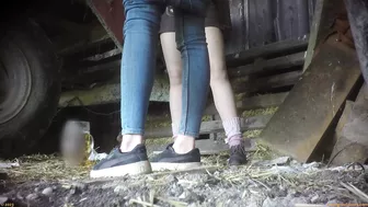 Huge Piss Streams 0002