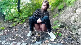 Veronika - Pissing Scene, Voyeur Desperation, PissRIP