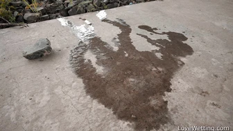 Lola Desire - Pissing Scene