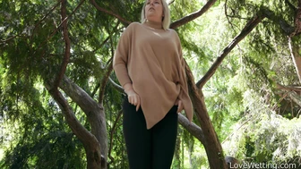 Nikki - Pissing Scene