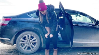 Naomi Bennet - Pissing Scene