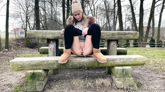 Naomi Bennet - Pissing Scene