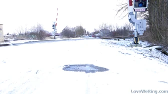 Valentina Ross - Pissing Scene