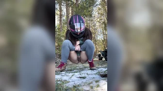 toes_onyou - Pissing Compilation 03