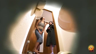 DLEE-852 03 Holy water shower in the changing room, undressing and holding back, woman urinating in the bathroom 2