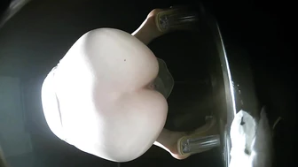 Bar Green Light Dozens of Girls Peeing (Part 5)