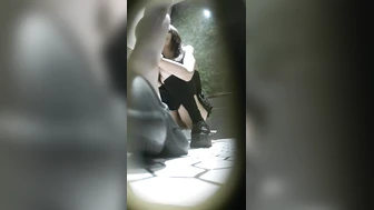 Multiple White Tiger Ladies