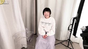 OJHI-798 03 Extreme Urination: Western-Style Toilet (Butt Edition) Part 3 — A View of Her Rear Through a Two-Way Mirror