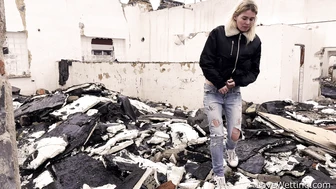 Claudia - In the house ruins
