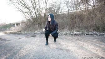 Lexi Dona - Pissing Scene