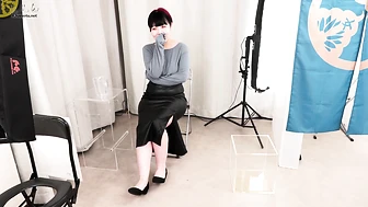 OJHI-807 03 Extreme Urination in a Western-Style Toilet - Part 4: Buttocks Viewed Through a One-Way Mirror