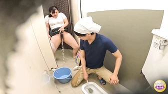 DLSL-678 03 Woman at the limit of her urge to urinate unleashes explosive guerrilla urination, JAV Collection, PissRIP
