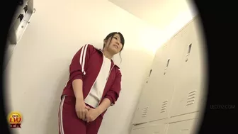 EE-582 05 On the verge of wetting: school girls in gym clothes peeing after reaching their holding limit, JAV Collection, DesperVids EE-582 05 On the verge of wetting: school girls in gym clothes peeing after reaching their holding limit, JAV Collection, DesperVids