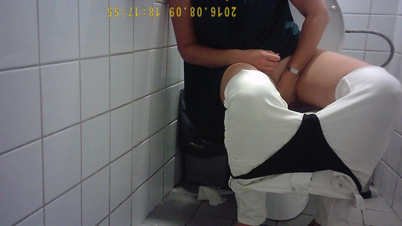 Hidden Camera in Student Toilet - 7 - Piss Voyeur (various) Videos